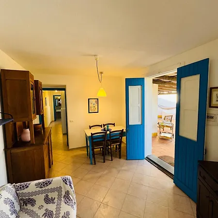 Casa Patrizia A 10 Metri Dalla Holiday home
