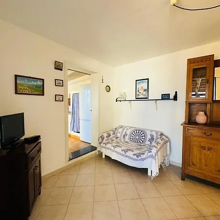 Casa Patrizia A 10 Metri Dalla Holiday home