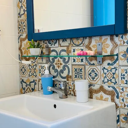 Casa Patrizia A 10 Metri Dalla Holiday home Reitani